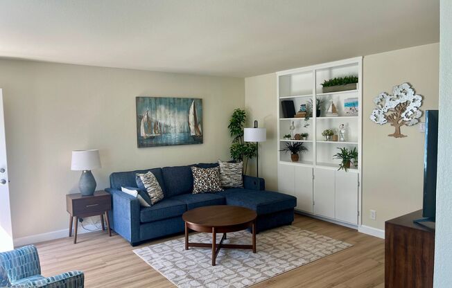 2 beds, 2 baths, 950 sqft, $4,000, Unit 509