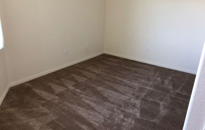 2 beds, 2.5 baths, 1,296 sqft, $3,200, Unit 8714-208