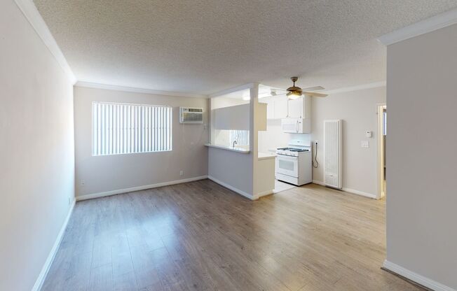 1 bed, 1 bath, 725 sqft, $1,825, Unit 115