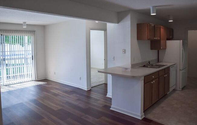 1 bed, 1 bath, 660 sqft, $1,220, Unit 401-9-108