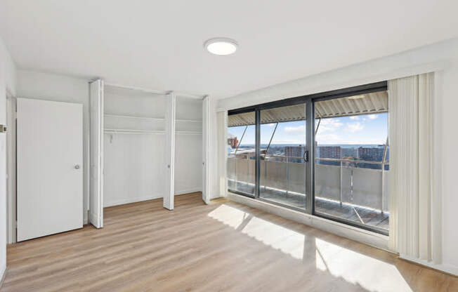 Apartments in Alexandria, Virginia