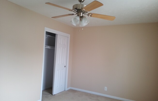 Charter Oaks I Apartments