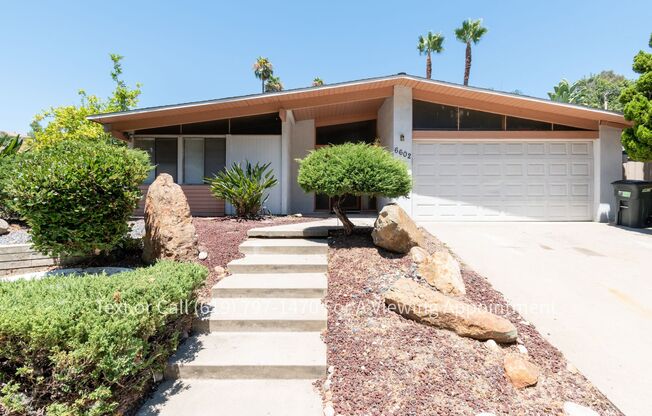 Nice Large 3 Bedroom, 2 Bath House