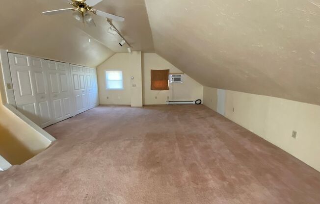 1 bed, 1 bath, $1,000, Unit 4