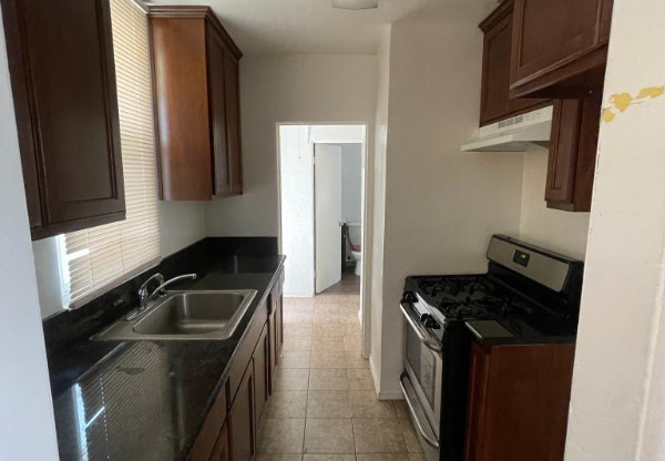 105 N CTR ST