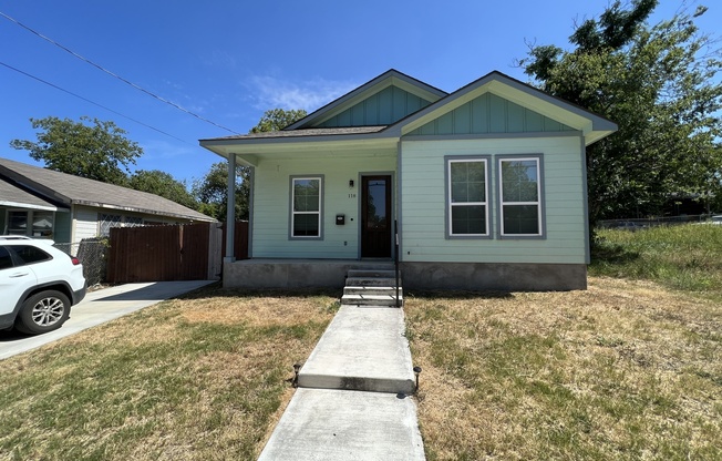 118 STELLA ST
