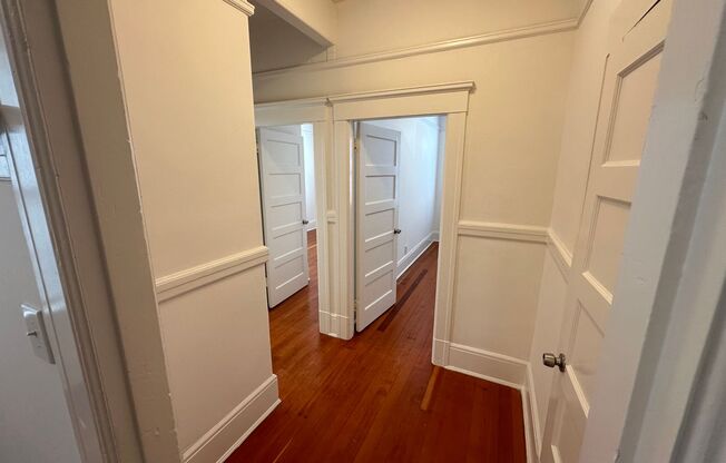 2 beds, 1 bath, $2,895, Unit 15