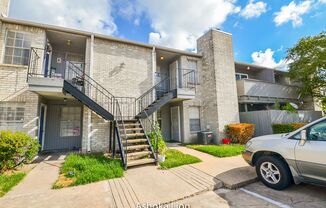 2 beds, 2 baths, $1,350