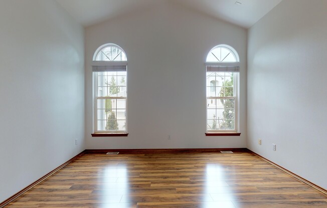3 beds, 2.5 baths, $3,400