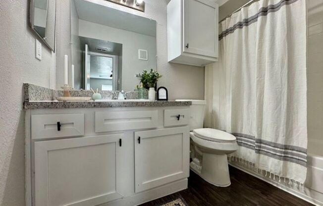 1 bed, 1 bath, 575 sqft, $675, Unit 182