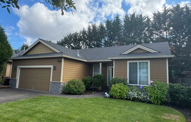 3 Bedroom 2 Bath House in West Eugene Area