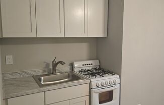 Studio, 1 bath, $725, Unit 117