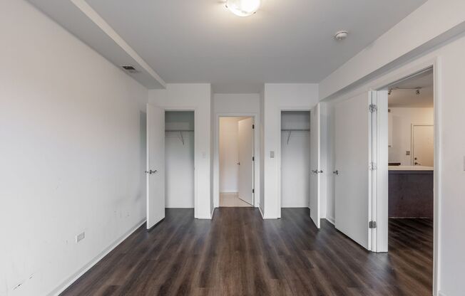 2 beds, 2 baths, $1,499, Unit 2G