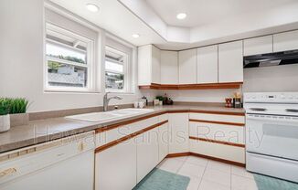 1242 MAMALU ST
