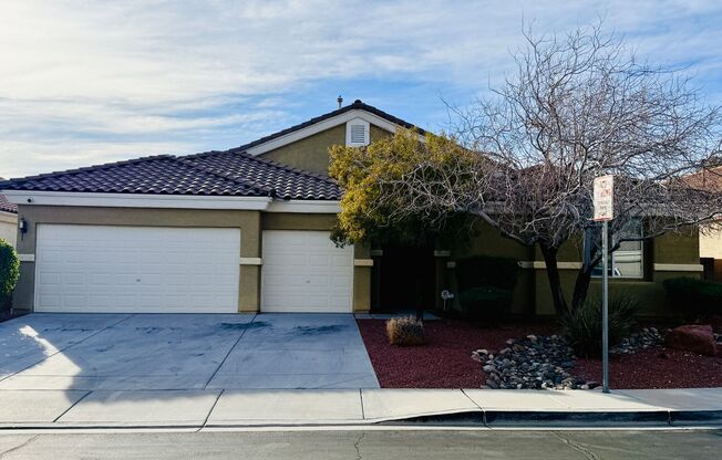 Welcome to this stunning 5-bedroom, 3-bath home located in the desirable Estates of Wigwam Ranch community!