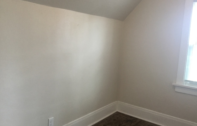 4368-4368A N 17th St