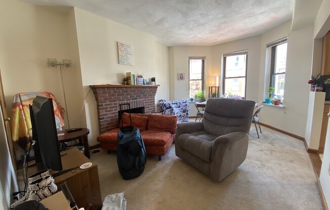 52 Gainsborough St 1