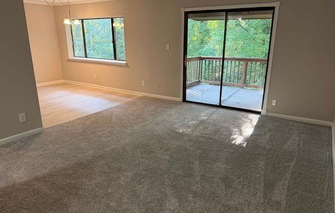 Lovely 2 Bedroom Condo in Raleigh