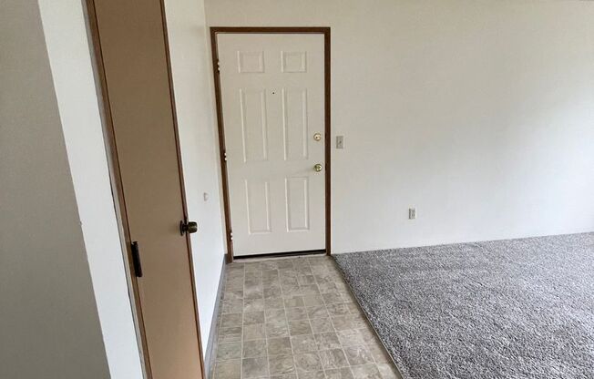 2 beds, 1 bath, 775 sqft, $1,450