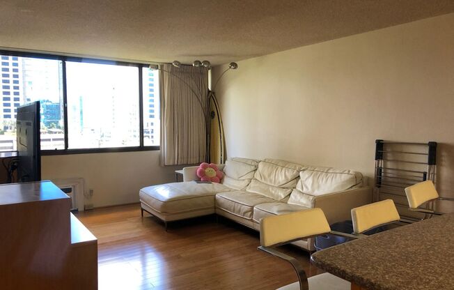 Conveniently Located, Beautifully Updated Condo