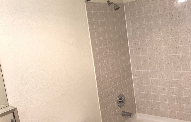 1 bed, 1 bath, 612 sqft, $1,449, Unit 12