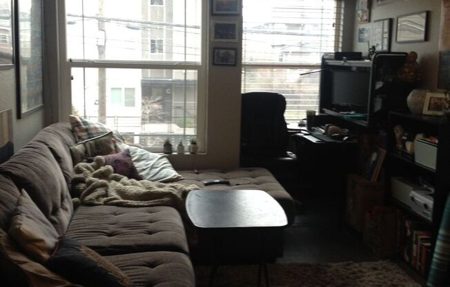 1 bed, 1 bath, 442 sqft, $1,485, Unit B401