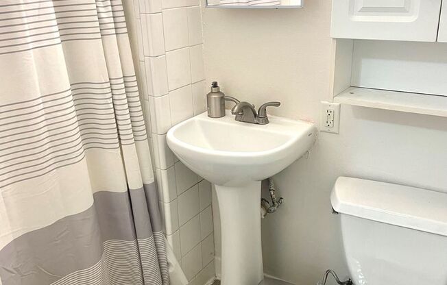 1 bed, 1 bath, $1,850, Unit #1
