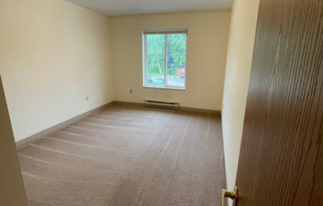 2 beds, 1 bath, 1,000 sqft, $975, Unit TE218X-218