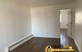 1 bed, 1 bath, 865 sqft, $850, Unit 14801 Joy Unit 13