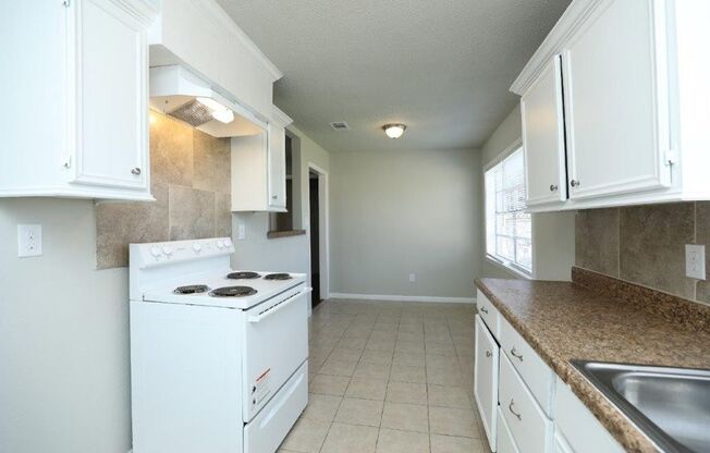 Charming 3 Bedroom Home in Central Houston!