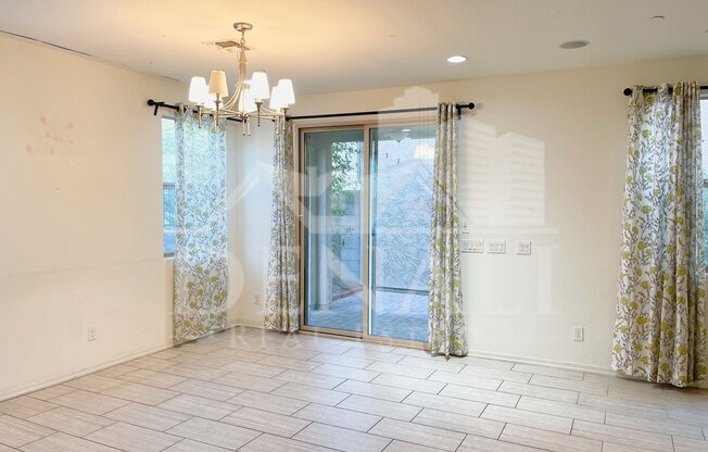 3 beds, 2.5 baths, 2,020 sqft, $2,895