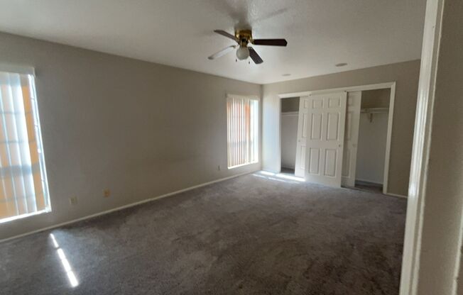2 beds, 1.5 baths, $1,395, Unit UNIT 1024