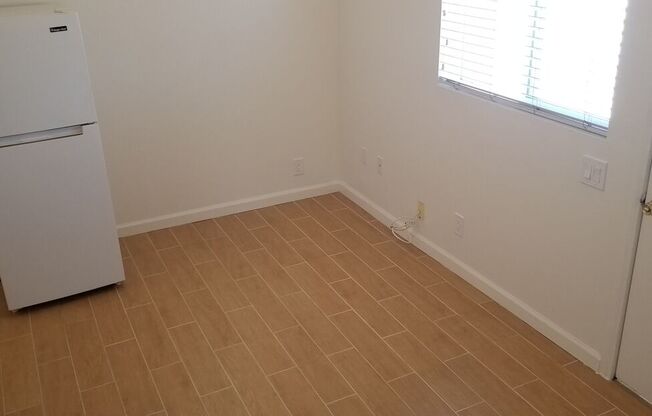 Studio, , 300 sqft, $1,350, Unit 1818 3/4