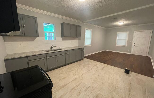 Completely renovated 4/2 Single Family home ! Available now!