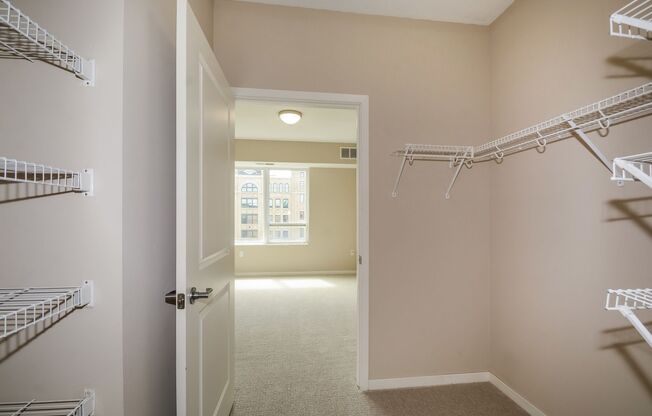 2 beds, 2 baths, 990 sqft, $2,500, Unit 219