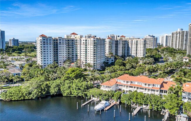 3 beds, 3 baths, $7,800, Unit APARTMENT 1003