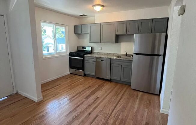 1 bed, 1 bath, 550 sqft, $1,575, Unit 416-Unit 4