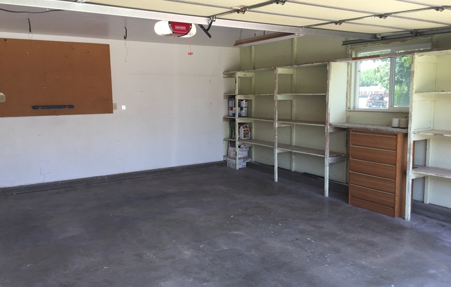 Spacious 3 bedroom House Available NOW!