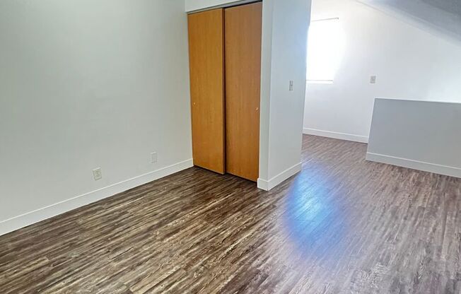 1 bed, 1 bath, $1,100, Unit 605 S A Street C