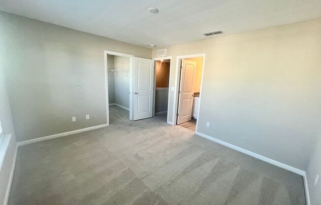 2 beds, 2.5 baths, $2,300