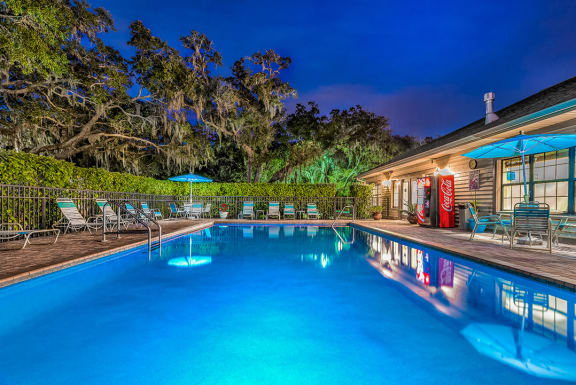 Ashton Oaks Apartments - Night Pool