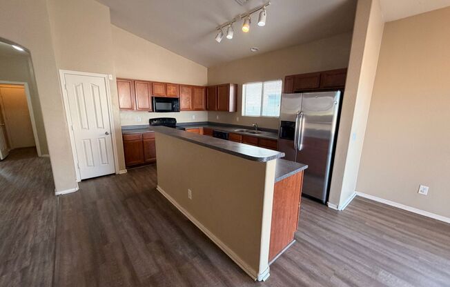 Bright & Spacious 4 Bedroom Home with Modern Finishes