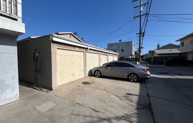 925 Loma