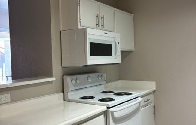 1 bed, 1 bath, 751 sqft, $1,330, Unit MA 206