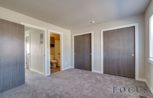 1 bed, 1 bath, 700 sqft, $899, Unit 1754B