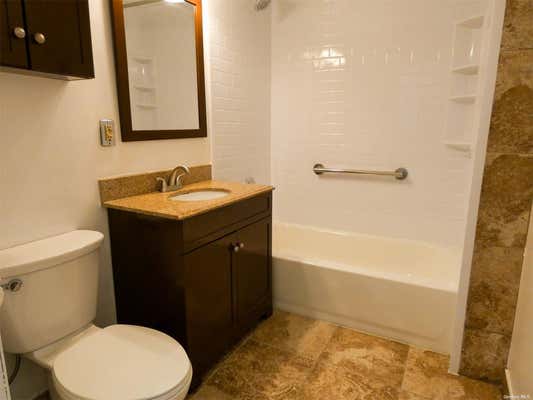 221 E 110 ST