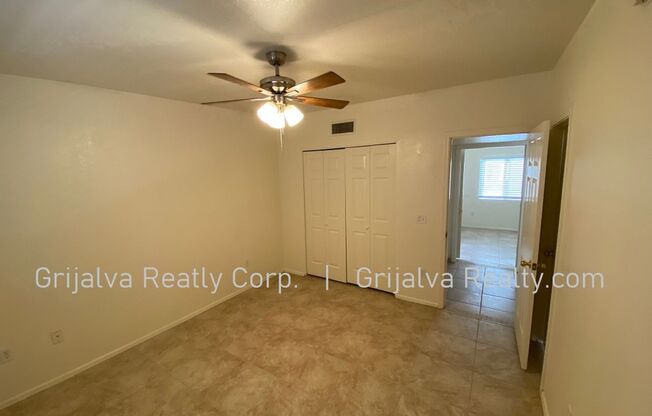 2 beds, 2 baths, 900 sqft, $1,250, Unit 09