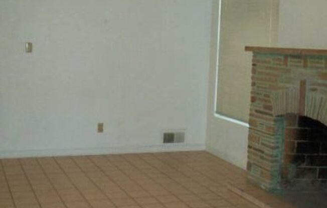 1409 S Mill