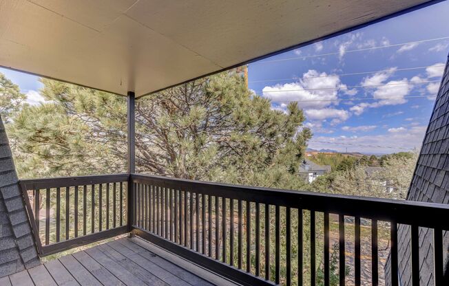 3 beds, 2 baths, 1,150 sqft, $1,875, Unit 27