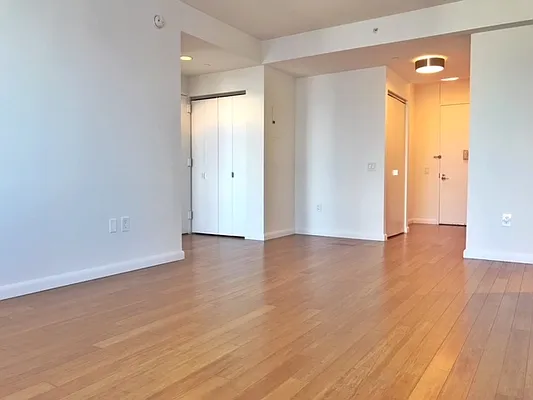 Studio, 1 bath, $4,595, Unit 30H